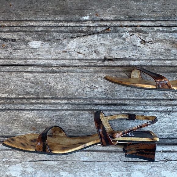 Stuart Weitzman Sandals - Picture 6 of 17